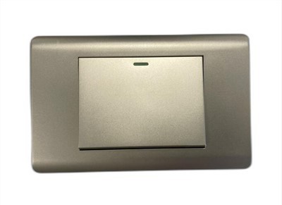 Sakelar Outlet Rumah Tangga